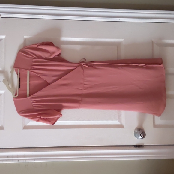 Vero Moda pink dress - Picture 1 of 3